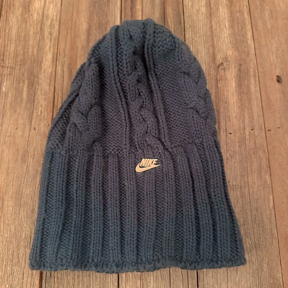 Nike Teal Green Insulated Winter Beanie Hat - Picture 1 of 2